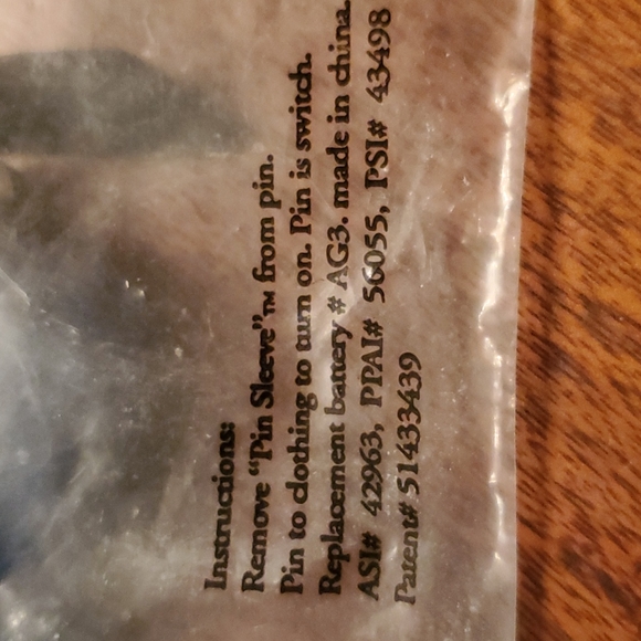 Coors Light Blinking Light Button Cap - Picture 2 of 4